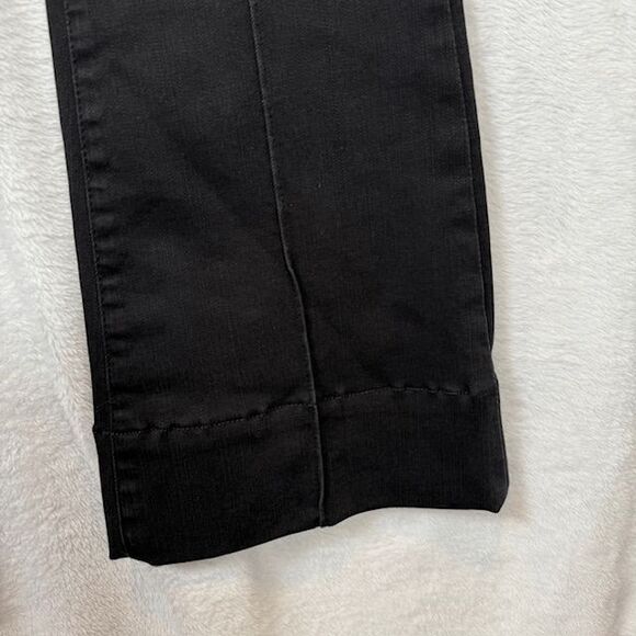 FRAME Le Catroux High Rise Flared Jeans in Kerry Black Size 24 - Picture 4 of 14